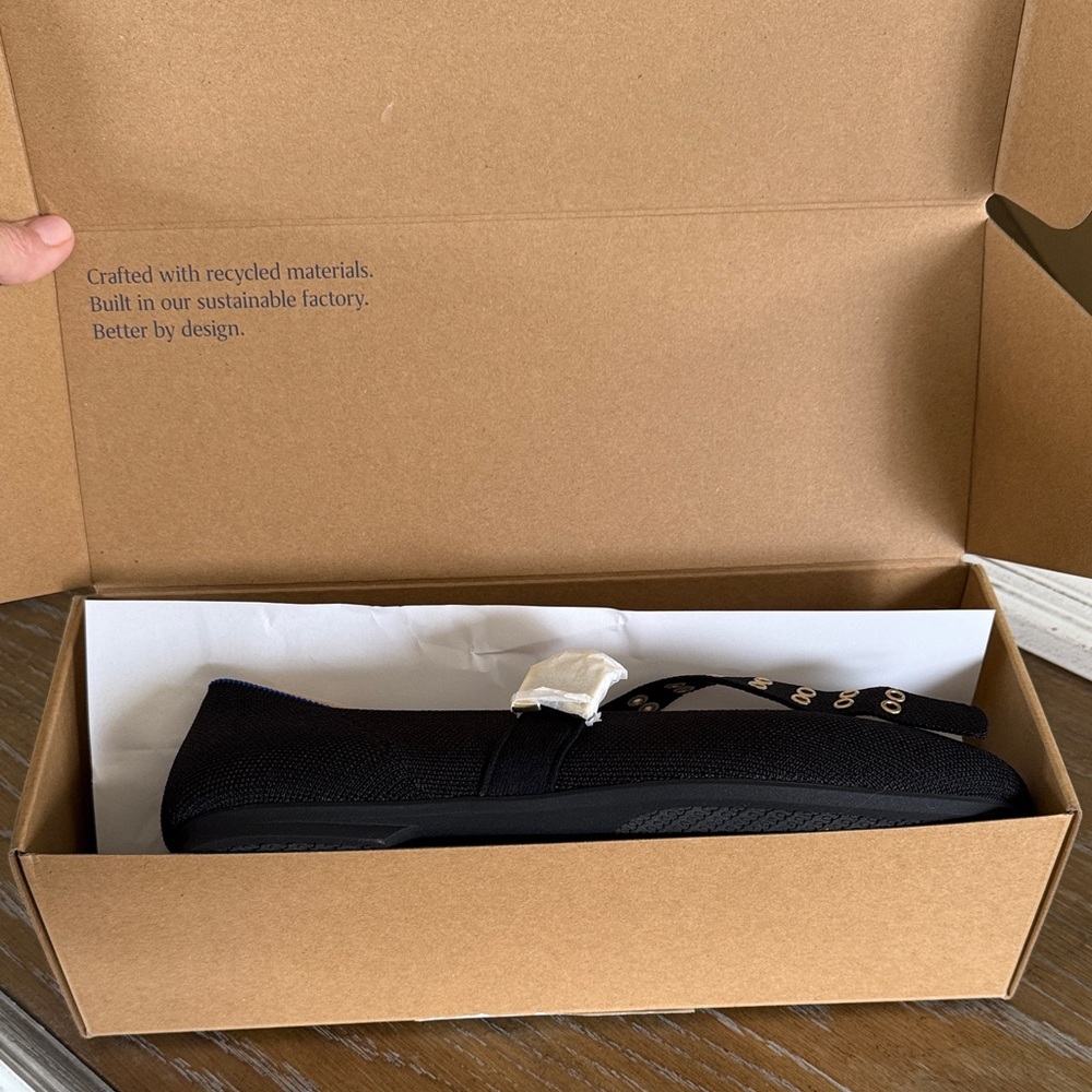 Rothy's Mary Jane Black Flats with Gold Details size 10.5 - Picture 3 of 6